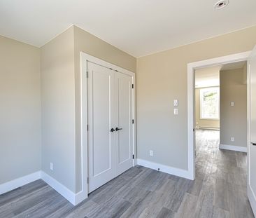 Orillia: 2 Bedroom Apartment, Parkview Ave. - Photo 5