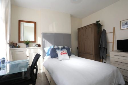 Grasmere Street (4 bed) - Photo 3