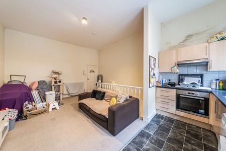 2 bedroom flat to rent - Photo 3