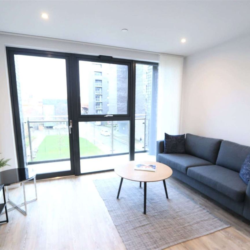 Fully Furnished One Double Bedroom Apartment with an ALLOCATED PARKING SPACE and a balcony at Potato Wharf located in the sought after neighbourhood of Castlefield. - Photo 1