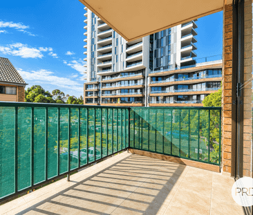 Spacious and Secure 2-Bedroom Unit in Liverpool! - Photo 4