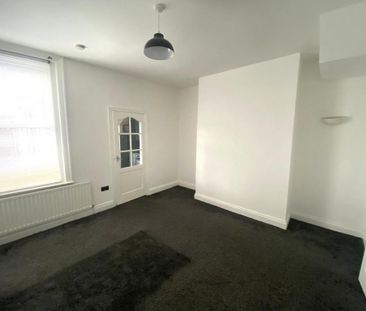 2 bedroom house to rent - Photo 1