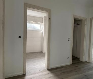 Schöne 3,5-Zimmer-Wohnung in Düsseldorf-Kaiserswerth - Photo 1