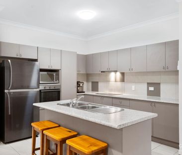 Modern Comfort Meets Charm in the Heart of Springfield - Photo 1