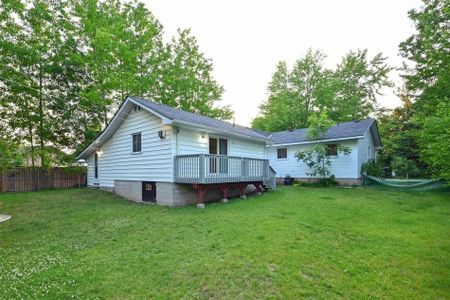 For Lease - 143 Allenwood Drive, Wasaga Beach, Ontario - Photo 2