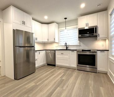 Fully Renovated 3 Bedroom, 2 Bathroom Main Floor Unit in South Walk... - Photo 1