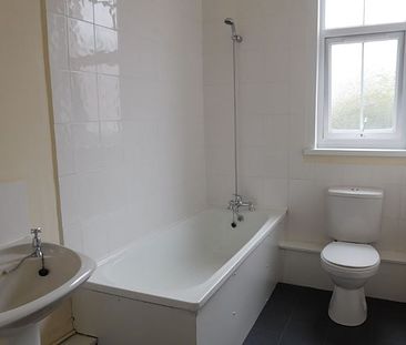 2 Bedroom Apartment To Rent in Nottingham - Photo 4