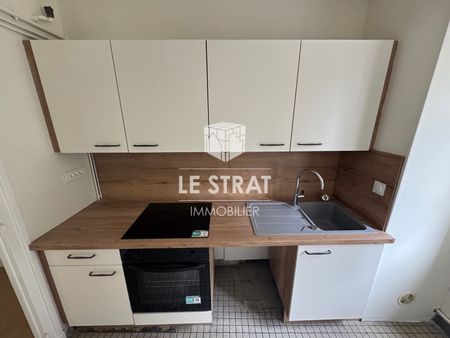 Location Appartement 5 pièces 93m² - Photo 3