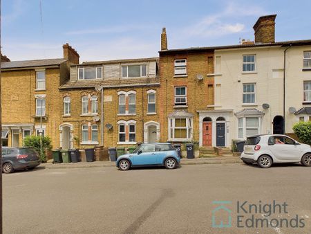 2 bed flat to rent in Randall Street, Maidstone, ME14 - Photo 4