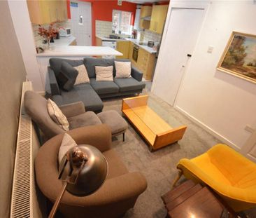 5 bedroom terraced house to rent - Photo 1