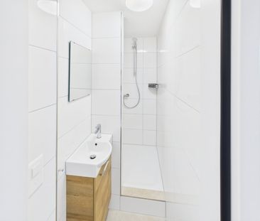 Charmante 2.5-Zimmer-Dachwohnung in Herisau - Photo 2