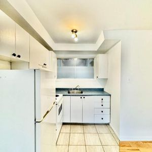 1 CH - 1 SDB - Montréal - $1,420 /mo - Photo 3