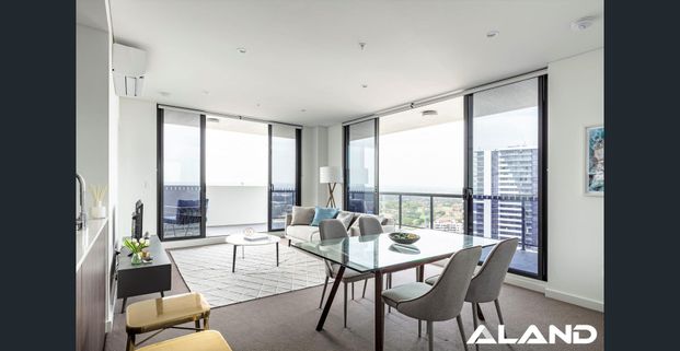 Elegant & Modern Two Bedroom Apartment in Central Liverpool - Photo 1