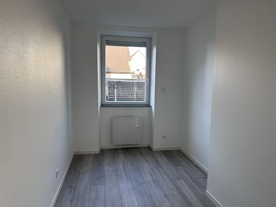 Location Appartement 3 pièces 50m² MULHOUSE 68200 - Photo 1