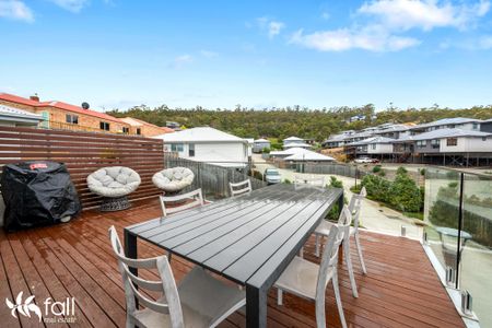 Modern, Low Maintenance and Convenient - Photo 4