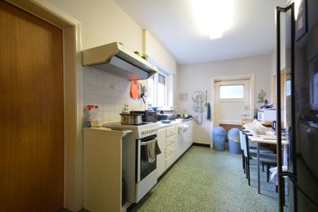 Woning met drie slaapkamers en tuin in Ardooie - Photo 3