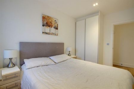 Pinnacle House, Kings Langley - Photo 3