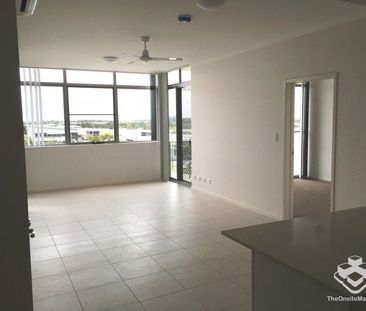 Location! Location! Location! - Photo 5