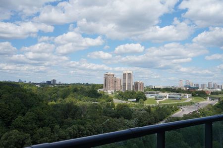 35 Brian Peck Crescent - Photo 3