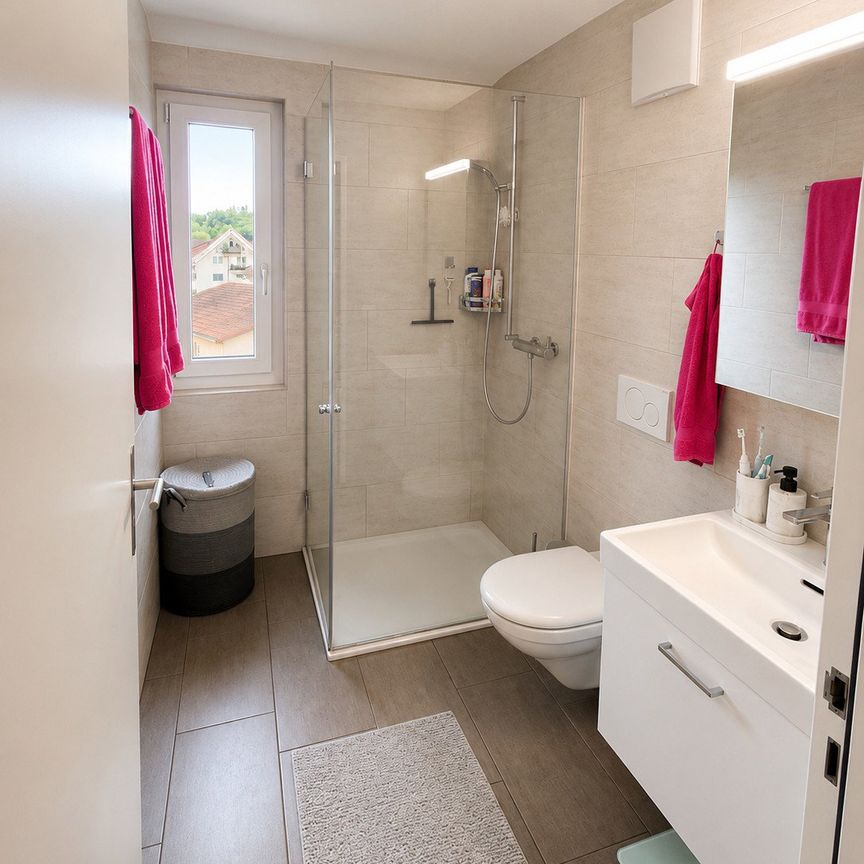 2.5 Zimmer, 67 m², 2. Stock - Photo 1