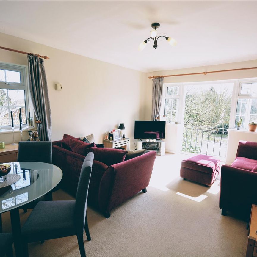 Ebbisham Court Dorking Road, Epsom, Surrey, KT18 7NN - Photo 1