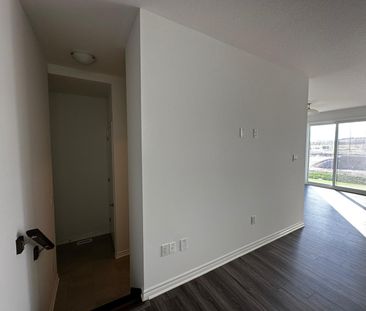 For Lease - 349 millstone Street, Kitchener, Ontario - Photo 2