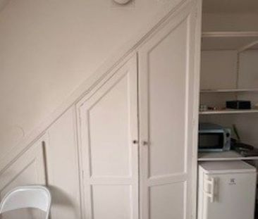 Location Appartement 1 pièce 14m² - Photo 4