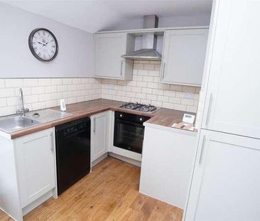 Albion Road, Idle, BD10 - Photo 4