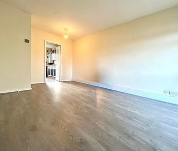 2 bedroom maisonette to rent - Photo 1