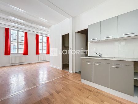 Apartment - Photo 2