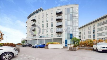 2 bedroom flat to rent - Photo 2