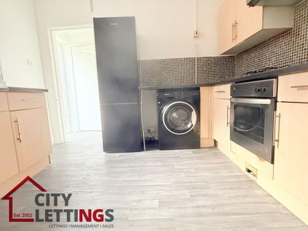 1 bedroom ground floor flat to rent - Photo 2
