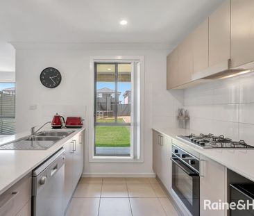 Peaceful Family Living in a Prime Location - Photo 6