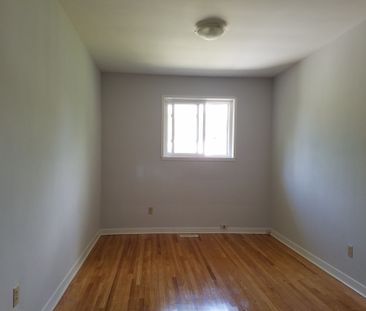 For Lease - 1316 Redbank Crescent, Oakville, Ontario - Photo 6