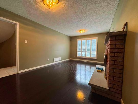 For Lease - 27 Summitcrest Drive, Richmond Hill, Ontario - Photo 1