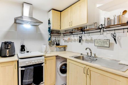 1 bedroom flat to rent - Photo 3