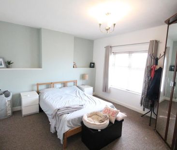 3 bedroom semi-detached house to rent - Photo 3