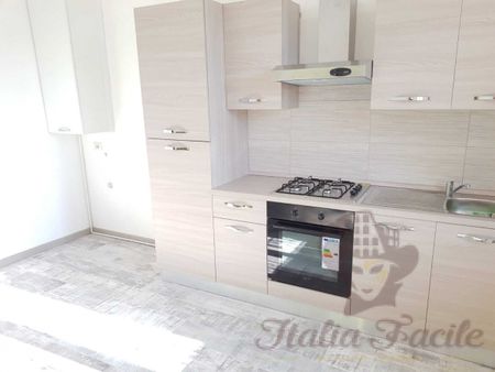 Двухкомнатная квартира возле метро Комасина - Photo 4