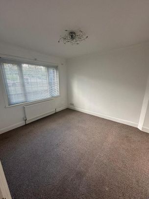 4 bedroom terraced house to rent - Photo 1