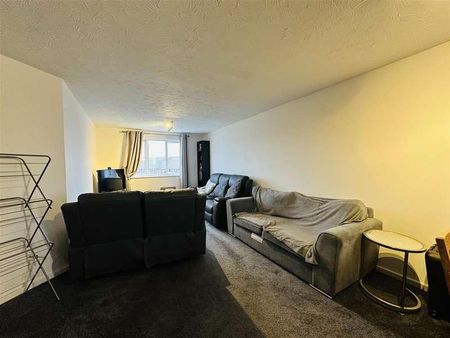 Heath End Road, Nuneaton, CV10 - Photo 2