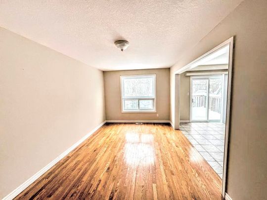 For Lease - 687B Wild Ginger Avenue, Waterloo, Ontario - Photo 1