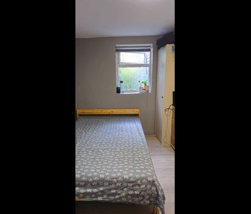 Studio Flat, Wealdstone, HA3 - Photo 1