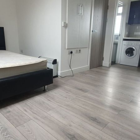 Flat 4, 25 Minny Street, Cathays, Cardiff, CF24 4ES - Photo 4