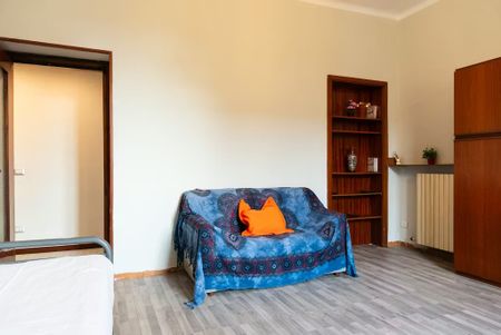 Viale Puglie, Milan, Lombardy 20139 - Photo 2