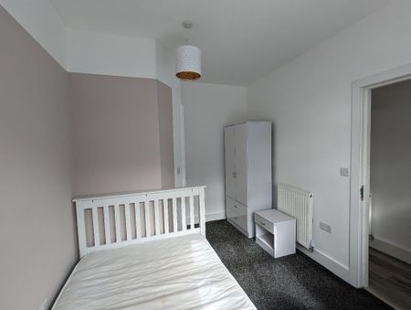 5 bedroom house to rent - Photo 3