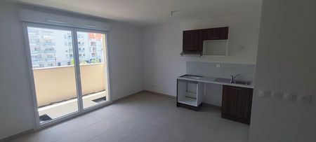 Location Appartement 1 pièce 29m² MONTEUX 84170 - Photo 2