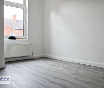 4 bedroom terraced house to rent - Photo 6