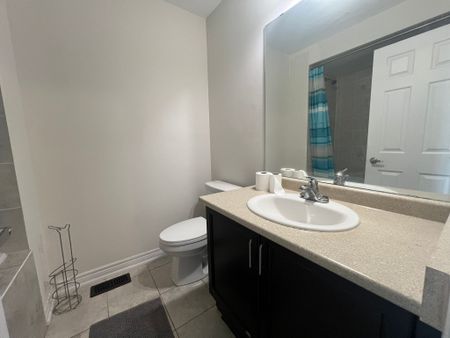 For Lease - 194 Northvale Road Unit# Upper, Markham, Ontario - Photo 5