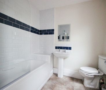 Cambrian View, Chester, Cheshire - Photo 6