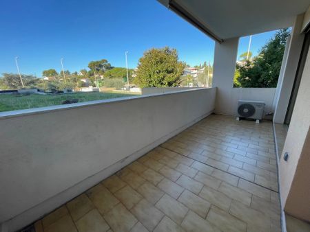 Location Appartement 1 pièce 28m² LE CANNET 06110 - Photo 4